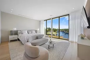 3260 NE 165th St, North Miami Beach, FL 33160 - Photo 19
