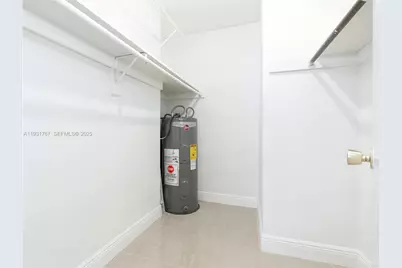 8704 NW 35th St, Coral Springs, FL 33065 - Photo 17