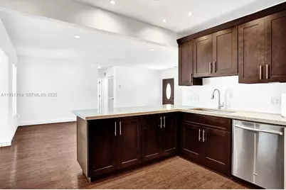 6871 SW 50th Ter, Miami, FL 33155 - Photo 13