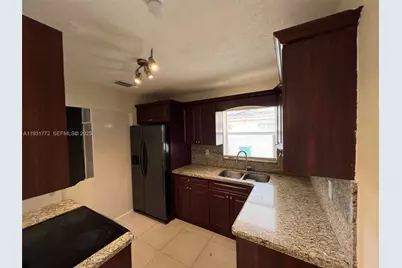 20431 NW 46th Ave, Miami Gardens, FL 33055 - Photo 7