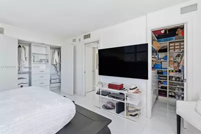 6900 Bay Dr #5K, Miami Beach, FL 33141 - Photo 27