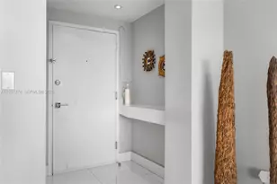 6900 Bay Dr, Miami Beach, FL 33141 - Photo 13