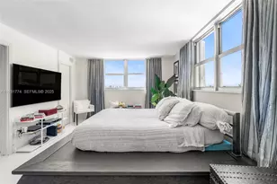 6900 Bay Dr, Miami Beach, FL 33141 - Photo 25