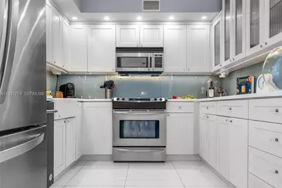 6900 Bay Dr #5K, Miami Beach, FL 33141 - Photo 17