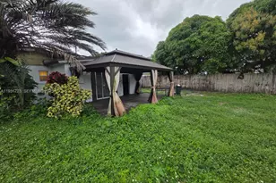 5911 N Farragut Dr, Hollywood, FL 33021 - Photo 13