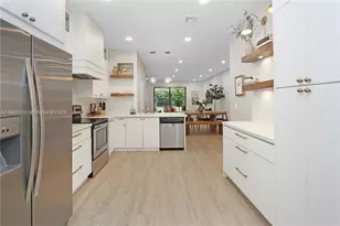 4333 Vineyard Cir, Weston, FL 33332 - Photo 7