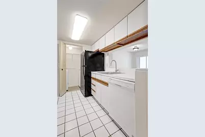 9901 Westview Dr #325, Coral Springs, FL 33076 - Photo 9