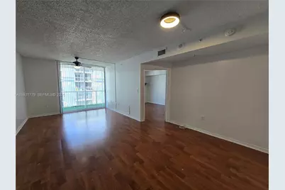 5085 NW 7th St #1506, Miami, FL 33126 - Photo 1