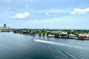 20201 E Country Club Dr, Aventura, FL 33180 - Photo 53