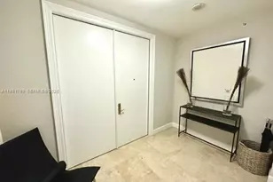 20201 E Country Club Dr, Aventura, FL 33180 - Photo 9