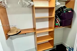 20201 E Country Club Dr, Aventura, FL 33180 - Photo 43