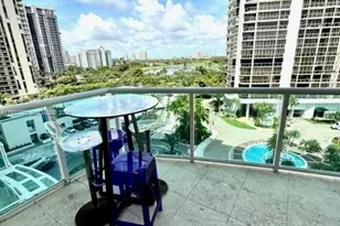 20201 E Country Club Dr, Aventura, FL 33180 - Photo 33