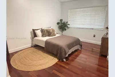 10979 SW 75th St, Miami, FL 33173 - Photo 9