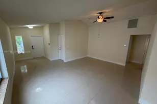 1525 Estancia Cir, Weston, FL 33327 - Photo 3