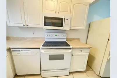 4951 Wedgewood Way #6, West Palm Beach, FL 33417 - Photo 5