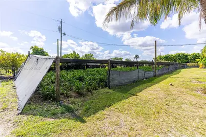 21955 SW 264th St, Homestead, FL 33031 - Photo 13