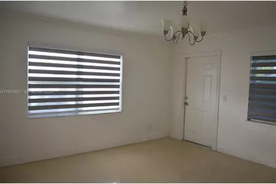 10840 Westwood Lake Dr #0, Miami, FL 33165 - Photo 9