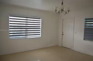 10840 Westwood Lake Dr, Miami, FL 33165 - Photo 9