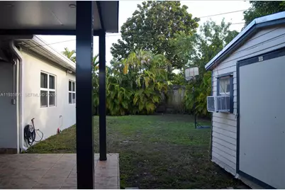 10840 Westwood Lake Dr #0, Miami, FL 33165 - Photo 33