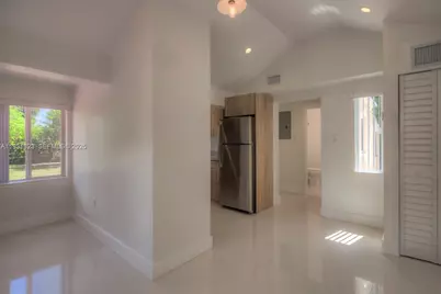 14935 NE 11th Ct #1, Miami, FL 33161 - Photo 15