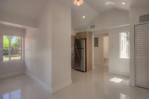 14935 NE 11th Ct, Miami, FL 33161 - Photo 15