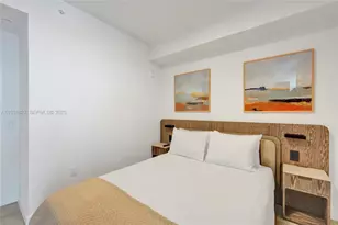 580 72nd St, Miami, FL 33141 - Photo 15