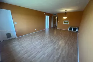 1530 NE 191st St, Miami, FL 33179 - Photo 5