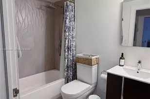 551 Michigan Ave, Miami Beach, FL 33139 - Photo 15