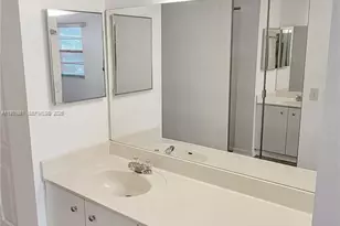 1300 SW 130th Ave, Pembroke Pines, FL 33027 - Photo 3