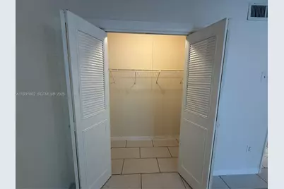 20310 NE 2nd Ave #24, Miami Gardens, FL 33179 - Photo 27