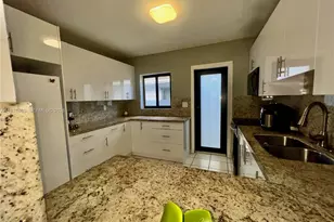 3297 - 3299 SW 26th St, Miami, FL 33133 - Photo 13