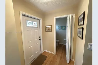 606 SE Trafalgar Ct, Dania Beach, FL 33004 - Photo 5