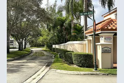 606 SE Trafalgar Ct, Dania Beach, FL 33004 - Photo 73