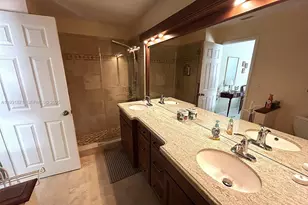 606 SE Trafalgar Ct, Dania Beach, FL 33004 - Photo 31