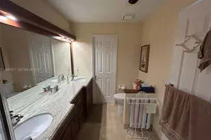 606 SE Trafalgar Ct, Dania Beach, FL 33004 - Photo 33