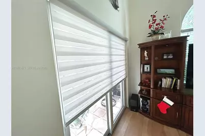 606 SE Trafalgar Ct, Dania Beach, FL 33004 - Photo 23