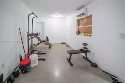 2501 NW 22nd Ave, Miami, FL 33142 - Photo 21