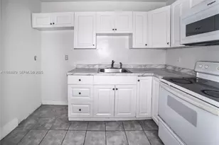 2501 NW 22nd Ave, Miami, FL 33142 - Photo 13