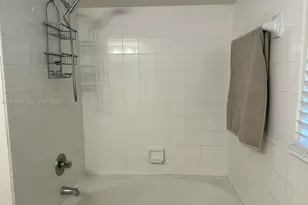 11145 SW 6th St, Pembroke Pines, FL 33025 - Photo 11
