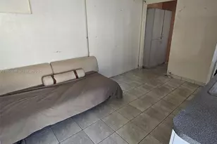 571 E 54th St, Hialeah, FL 33013 - Photo 19