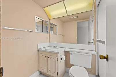 349 Oakridge T #349, Deerfield Beach, FL 33442 - Photo 15