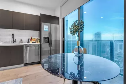 398 NE 5th St #4507, Miami, FL 33132 - Photo 11