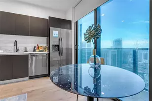 398 NE 5th St, Miami, FL 33132 - Photo 11