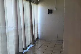 2306 S Cypress Bend Dr, Pompano Beach, FL 33069 - Photo 15