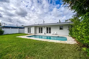 251 SW 9th Ave, Hallandale Beach, FL 33009 - Photo 37