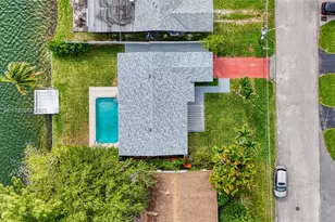 251 SW 9th Ave, Hallandale Beach, FL 33009 - Photo 45