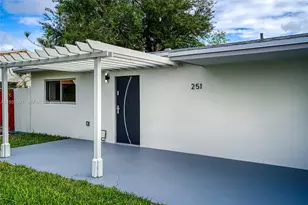 251 SW 9th Ave, Hallandale Beach, FL 33009 - Photo 43