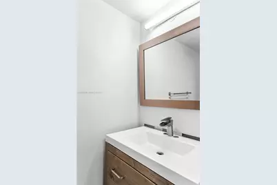 400 Leslie Dr #305, Hallandale Beach, FL 33009 - Photo 19