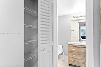 400 Leslie Dr #305, Hallandale Beach, FL 33009 - Photo 15