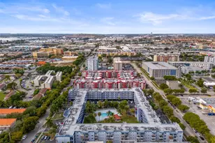 1655 W 44th Pl, Hialeah, FL 33012 - Photo 23